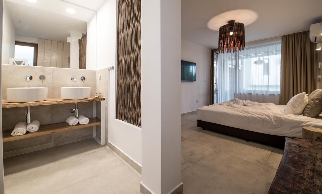 The Poolhouse Apartment ซันนีบีช ภายนอก รูปภาพ